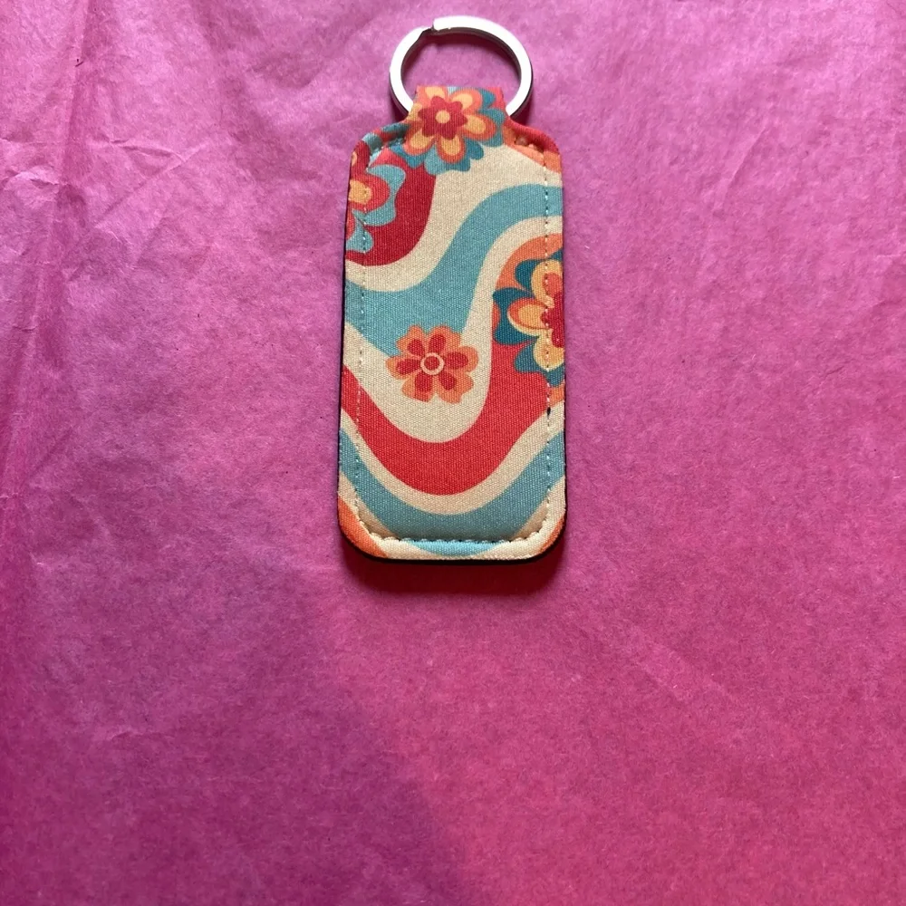 Floral Patterned Keychain Holder - Picture 2 of 2